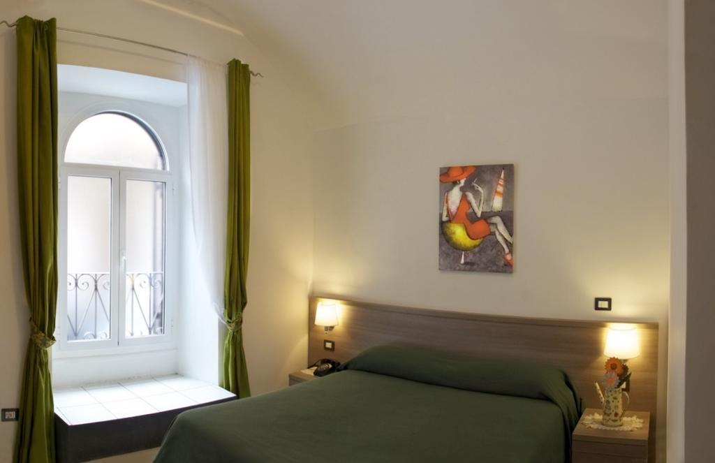 Bed & Breakfast Termini In Bed Roma